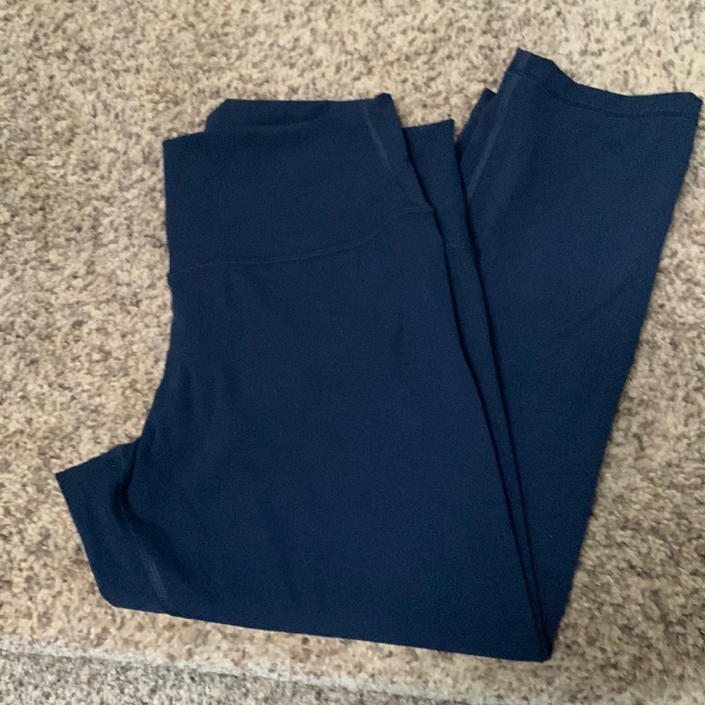 Lululemon wunder under size 10 crop 21 inch